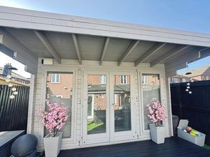 Sun Room - click for photo gallery